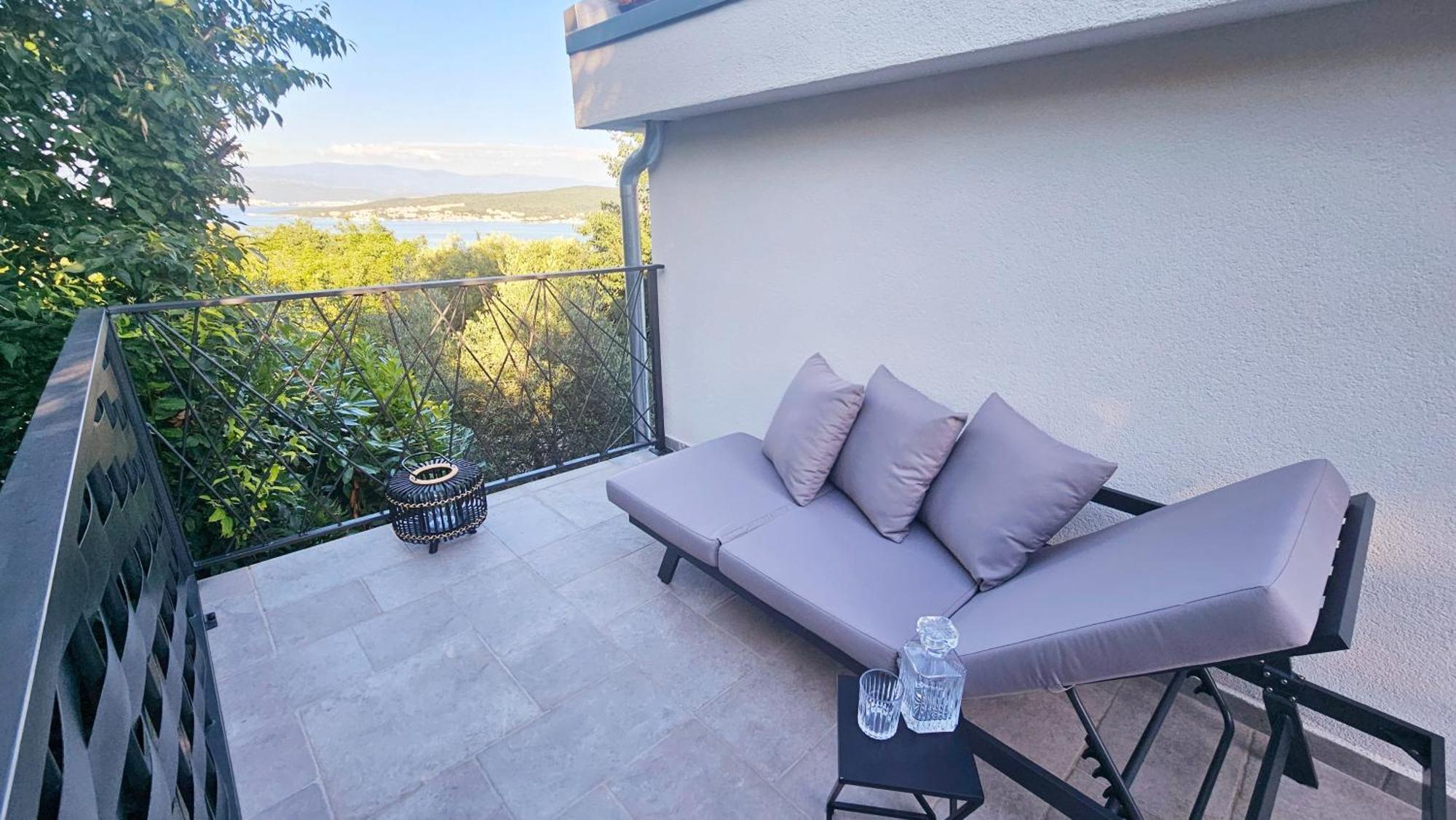 Apartments Rajna Čižići Eksteriør bilde