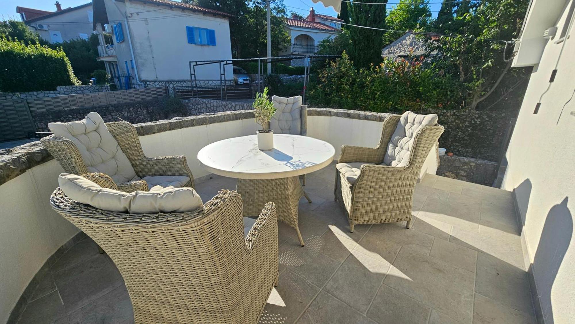 Apartments Rajna Čižići Eksteriør bilde