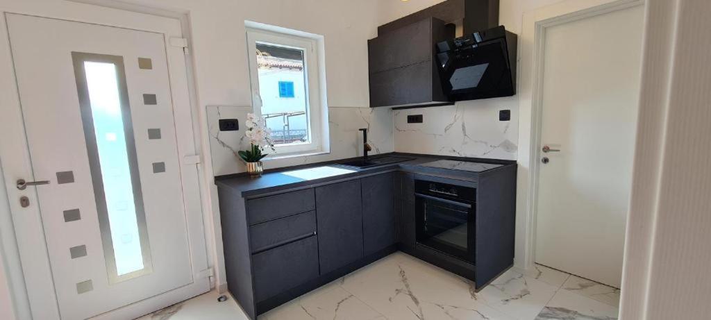 Apartments Rajna Čižići Eksteriør bilde